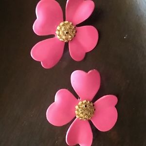 Springtime! Sarah Coventry Pink and gold Dogwood Clip Earrings.
